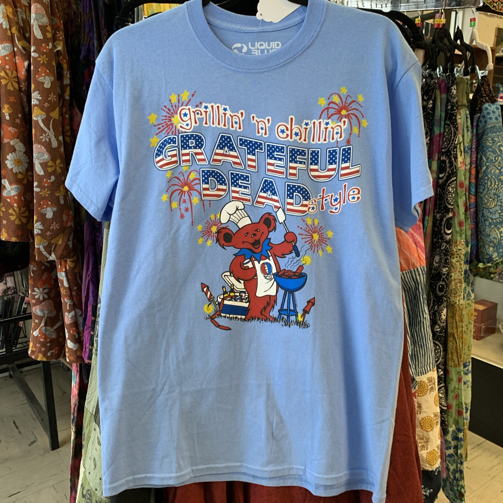 Grateful Dead sz SM 4th Of July Tshirt Grillin Chillin NEW Liquid Blue