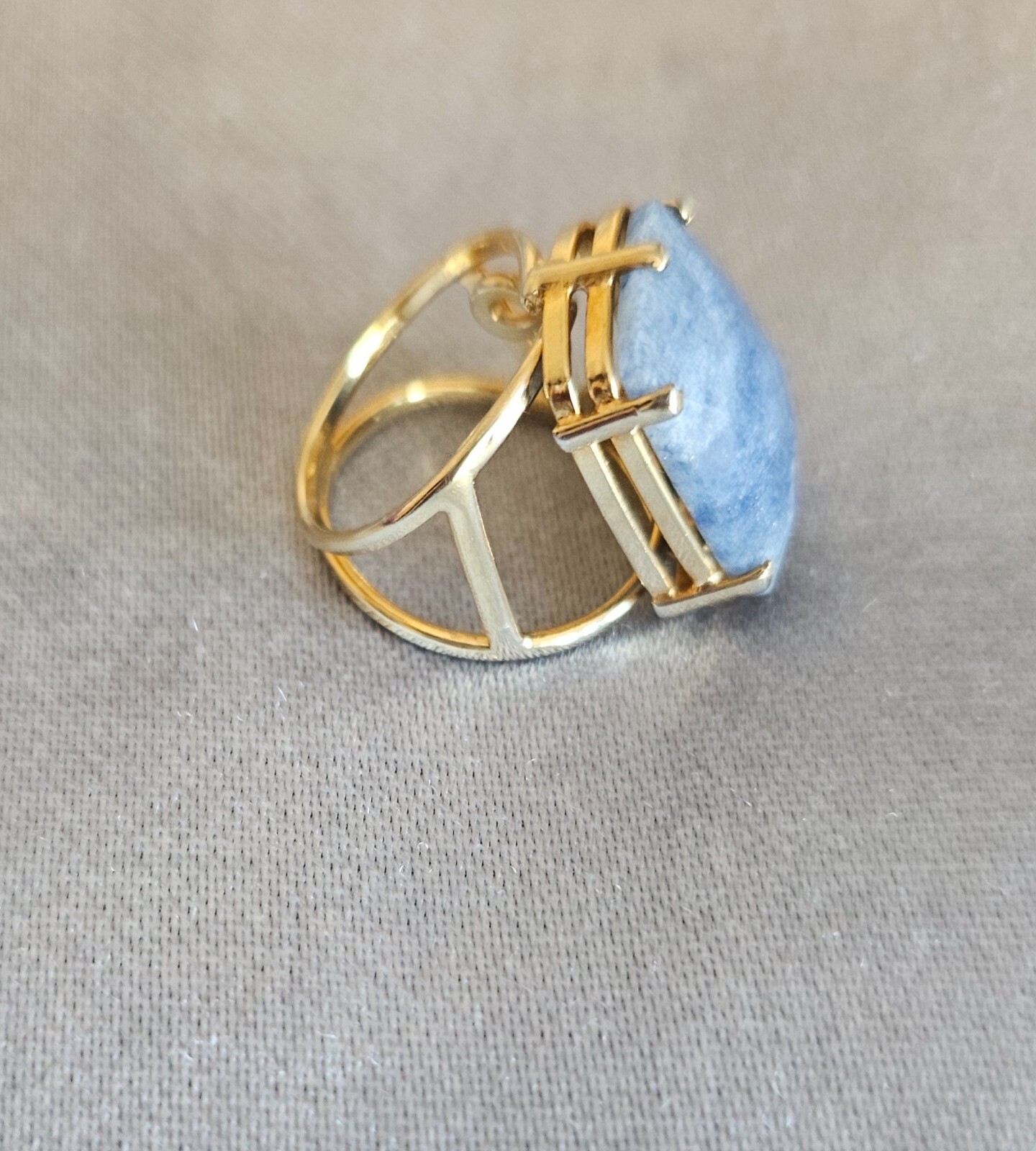 blue quartz crystal ring