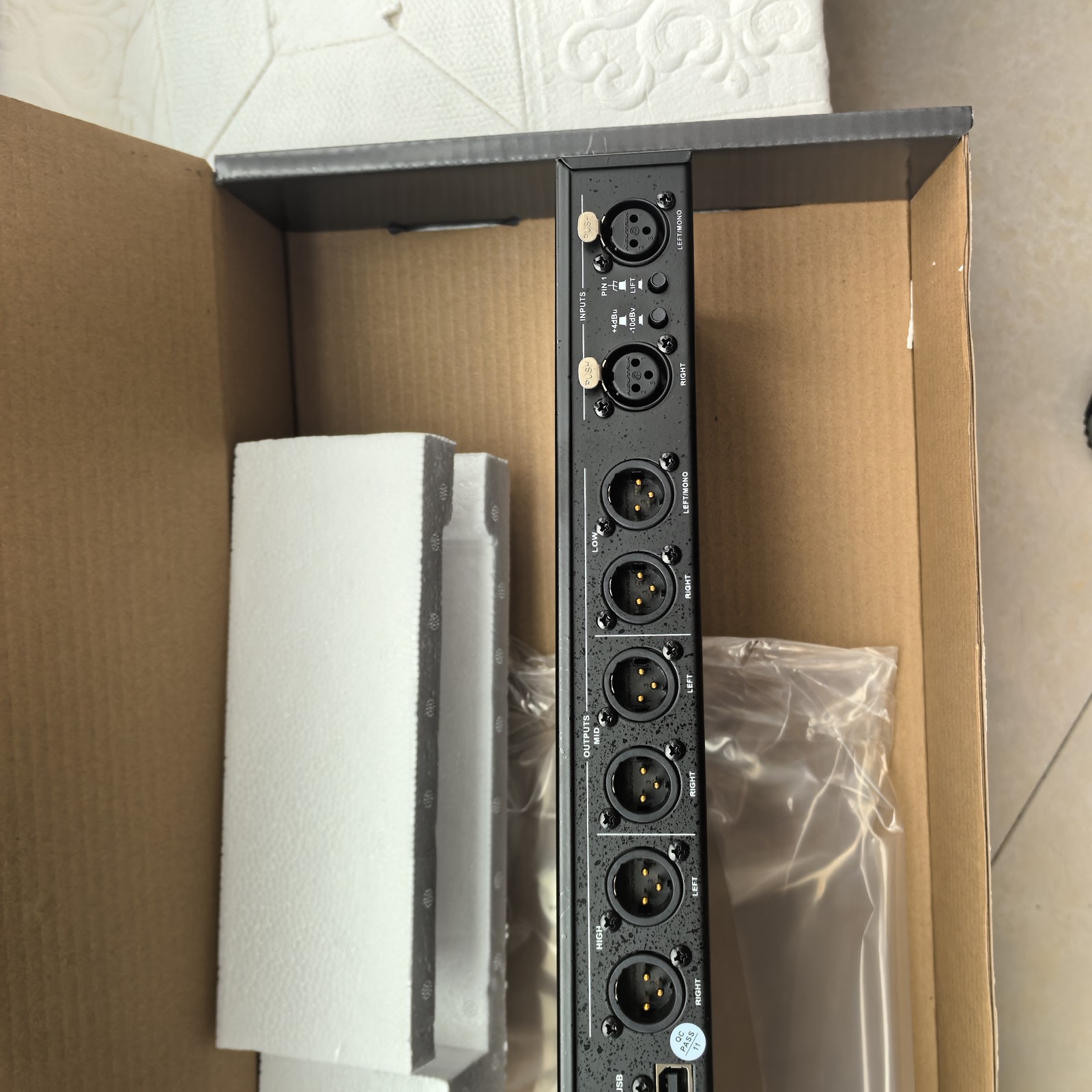 DBX PA2 DriveRack Complete Loudspeaker Management System-PA2
