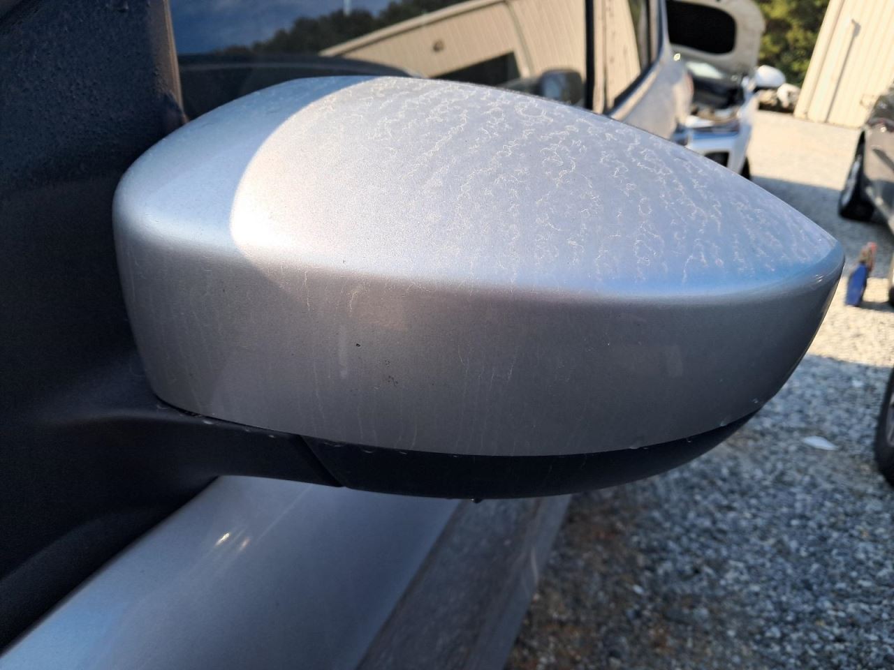 ESCAPE 2014 Glove Box 4789069