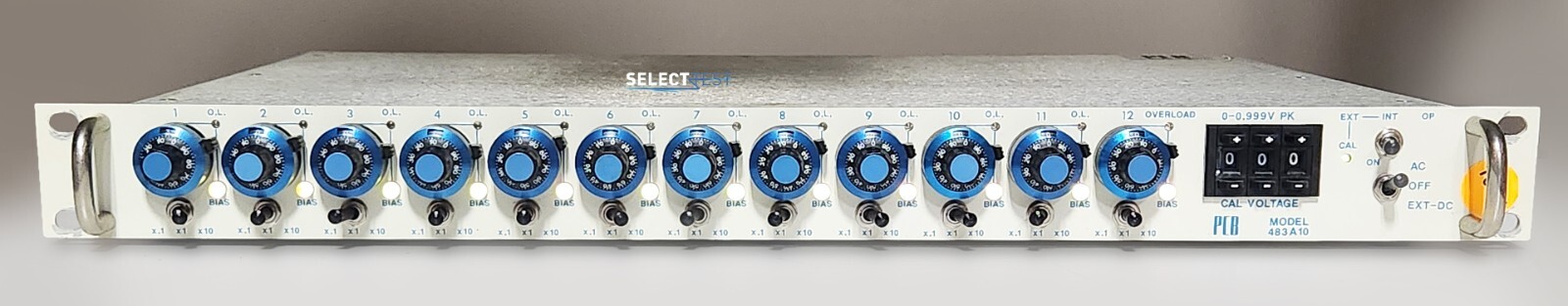 PCB 483A10 MULTIPURPOSE 12 CHANNEL SIGNAL CONDITIONNER **LOOK** (REF.: 414N)