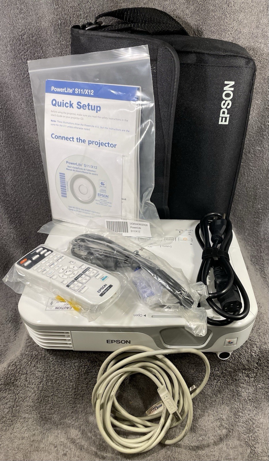Epson PowerLite S11 Projector With Extras TESTED With Remote And Extras As Shown