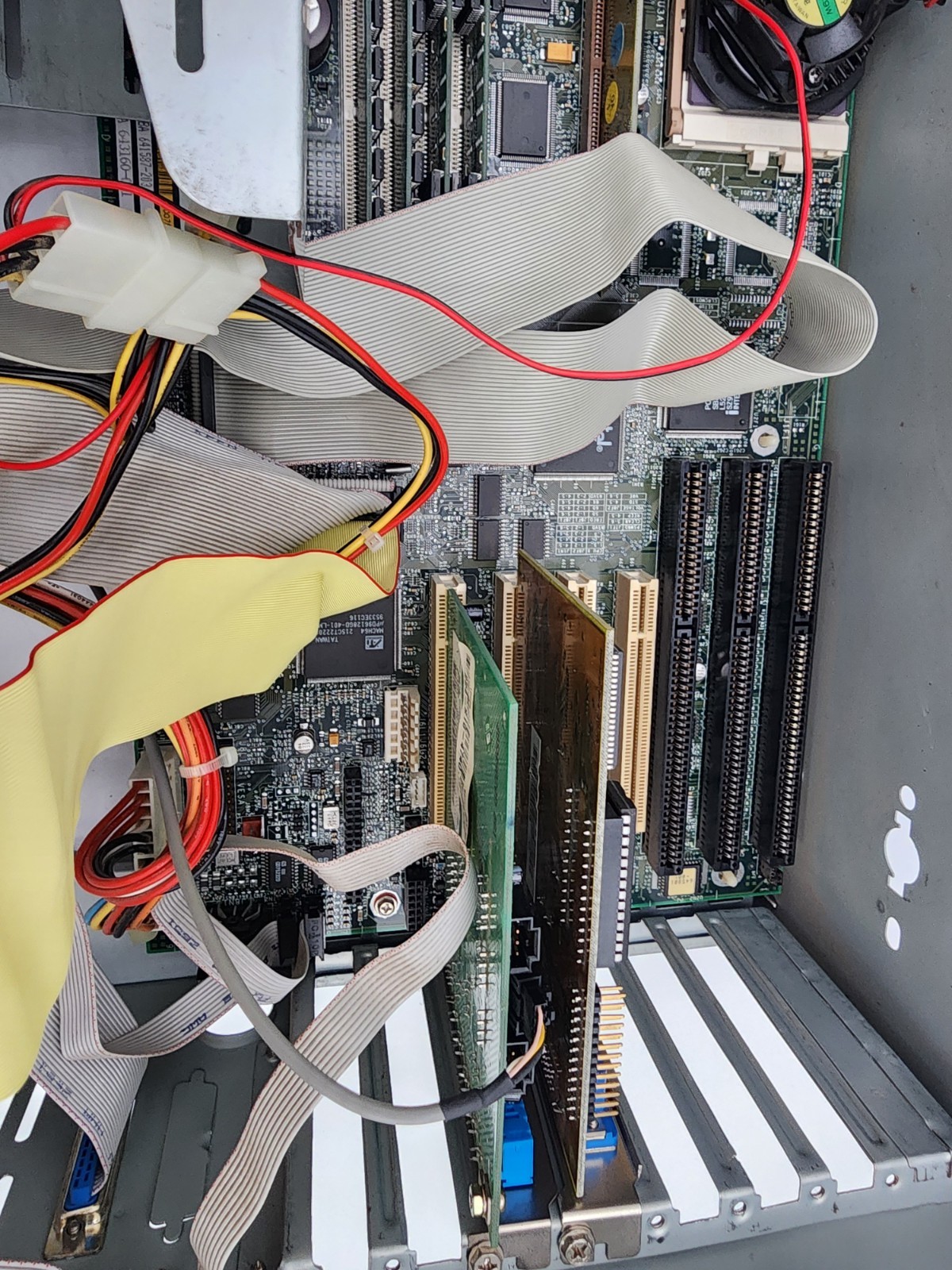 Vintage PC INTEL ADVANCED/AS (ATLANTIS) Pentium CPUSIS 6326 GPU 64MB RAM