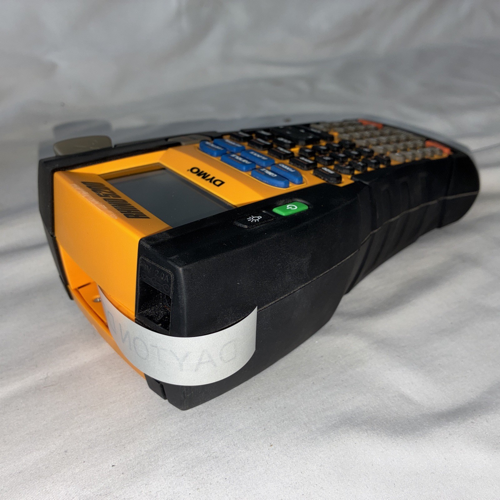DYMO RHINO 5200 LABLE MAKER W/ACCESSORIES