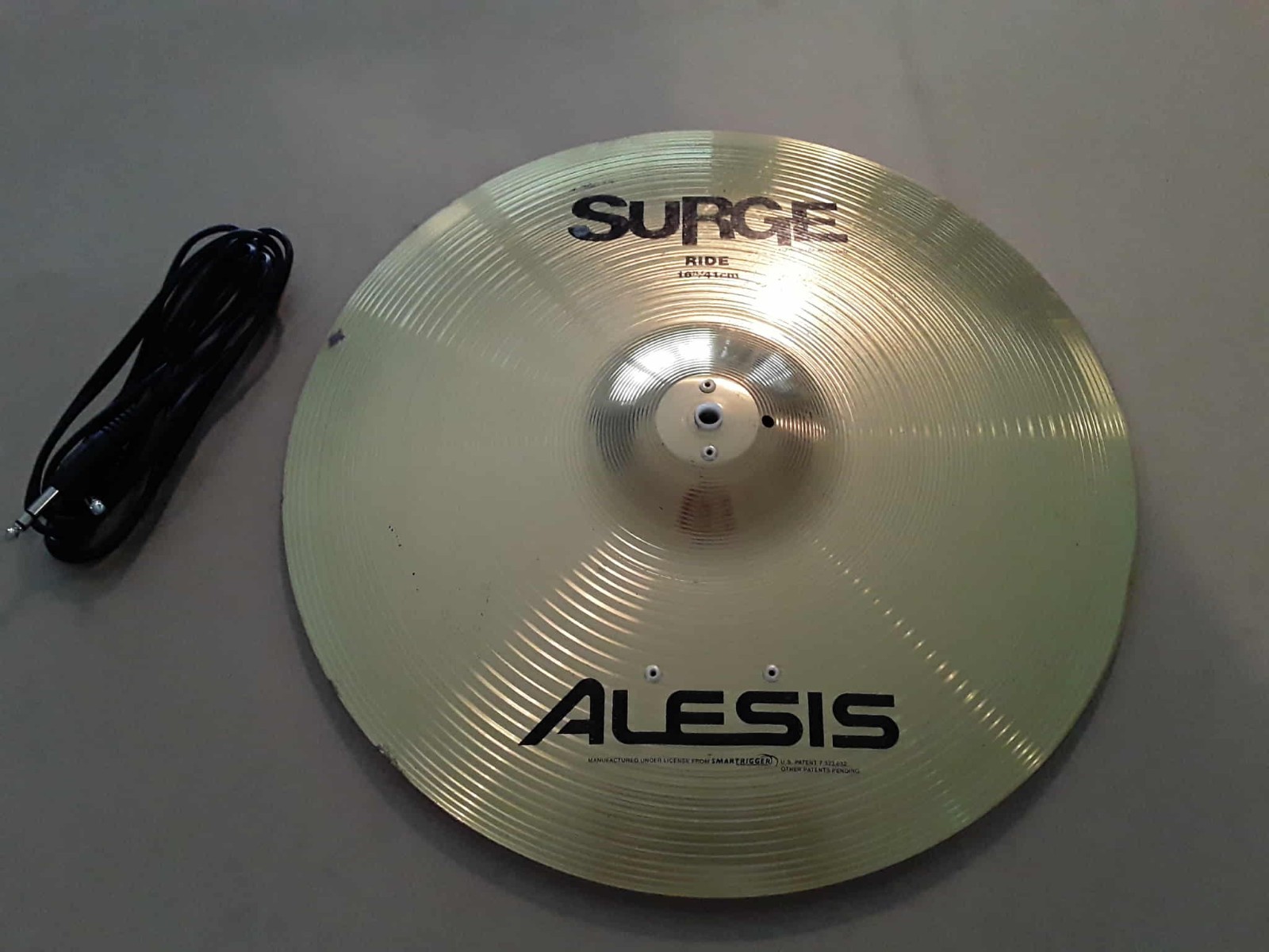 ALESIS SURGE 16" Electronic Ride Cymbal with Cable - Lightly Used & Works Great