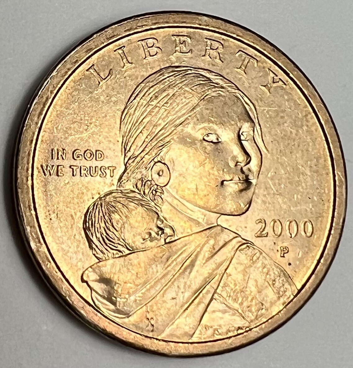 2000 P Sacagawea Native American $1 One US Dollar Golden Color Coin Philadelphia