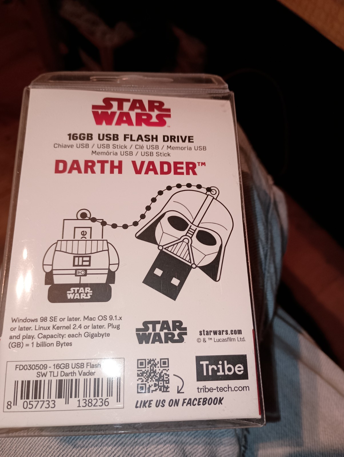 Darth Vader 16 GB USB flash drive