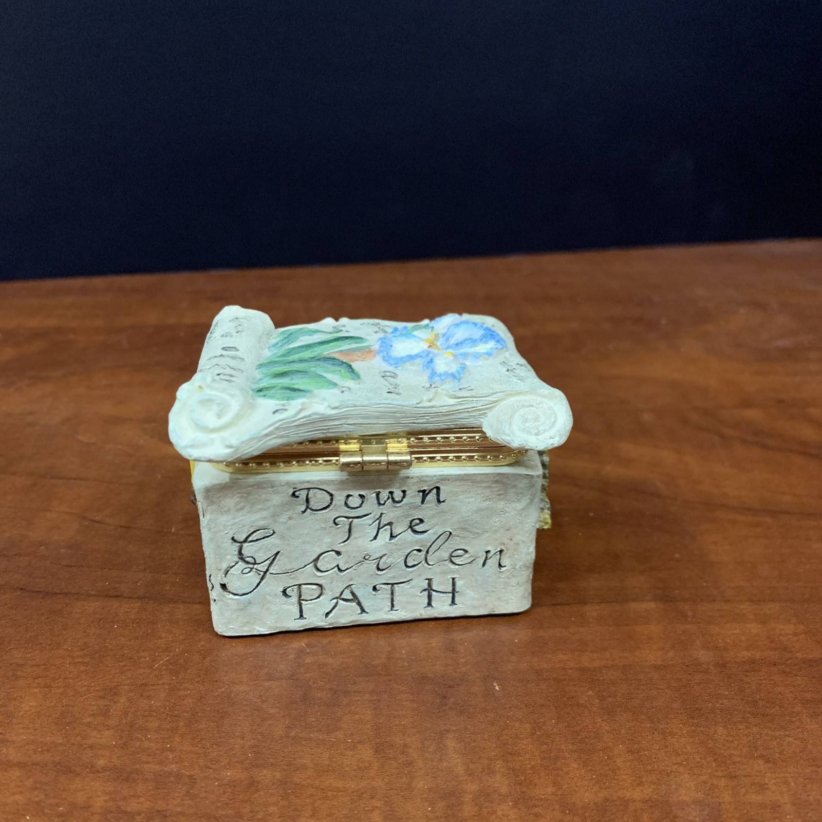 Trinket Box Garden Flowers Theme