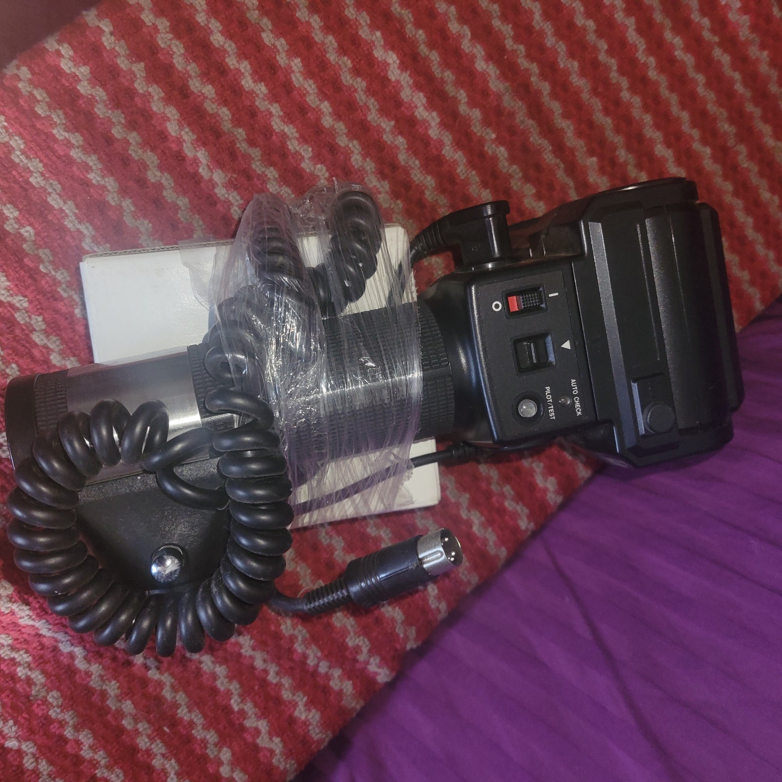 Canon Speedlite 480 EG Flash Gun + Diffuser Free 2 Ship