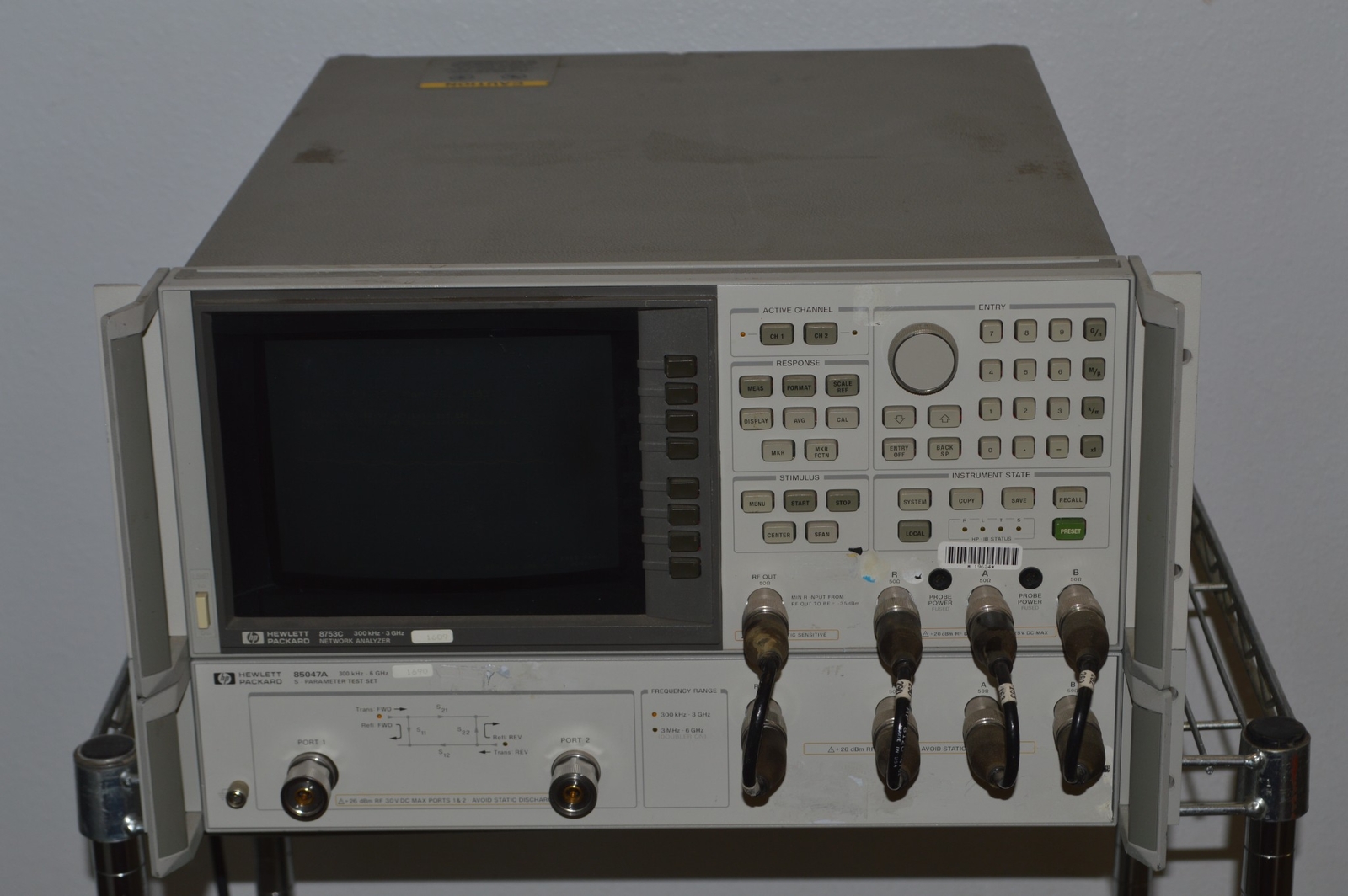 HP Agilent 8753C Network Analyzer & 85046A S-Parameter Test Set 300kHz   (AVV35)