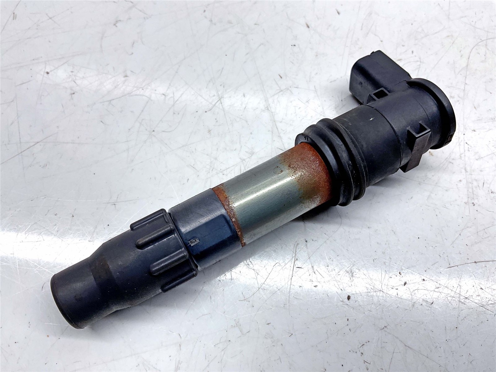 2011 Suzuki Bandit 650 GSF650 Ignition Coil - 3341047H00000