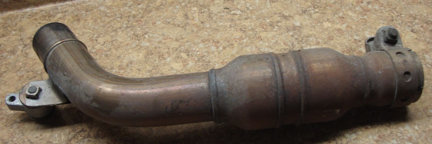 2006 Yamaha FZ6 FZ 6 FZ6-C F Z 6 600 Exhaust Catalyst Pipe Mid Tube Middle Link