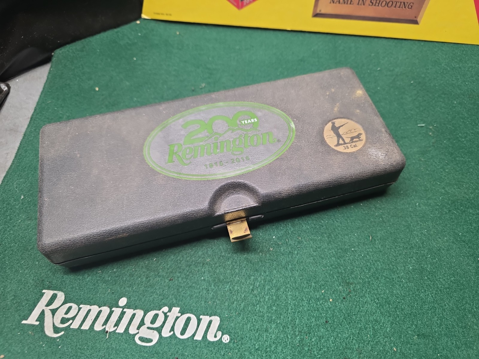 VINTAGE Outers Pistol Cleaning Kit No. .38 Caliber With Case W/ Remington 200yr
