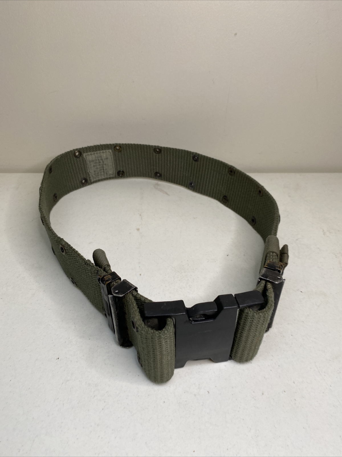 US Military Individual Equipment / Pistol / Web Belt LC-2 OD Green - Medium