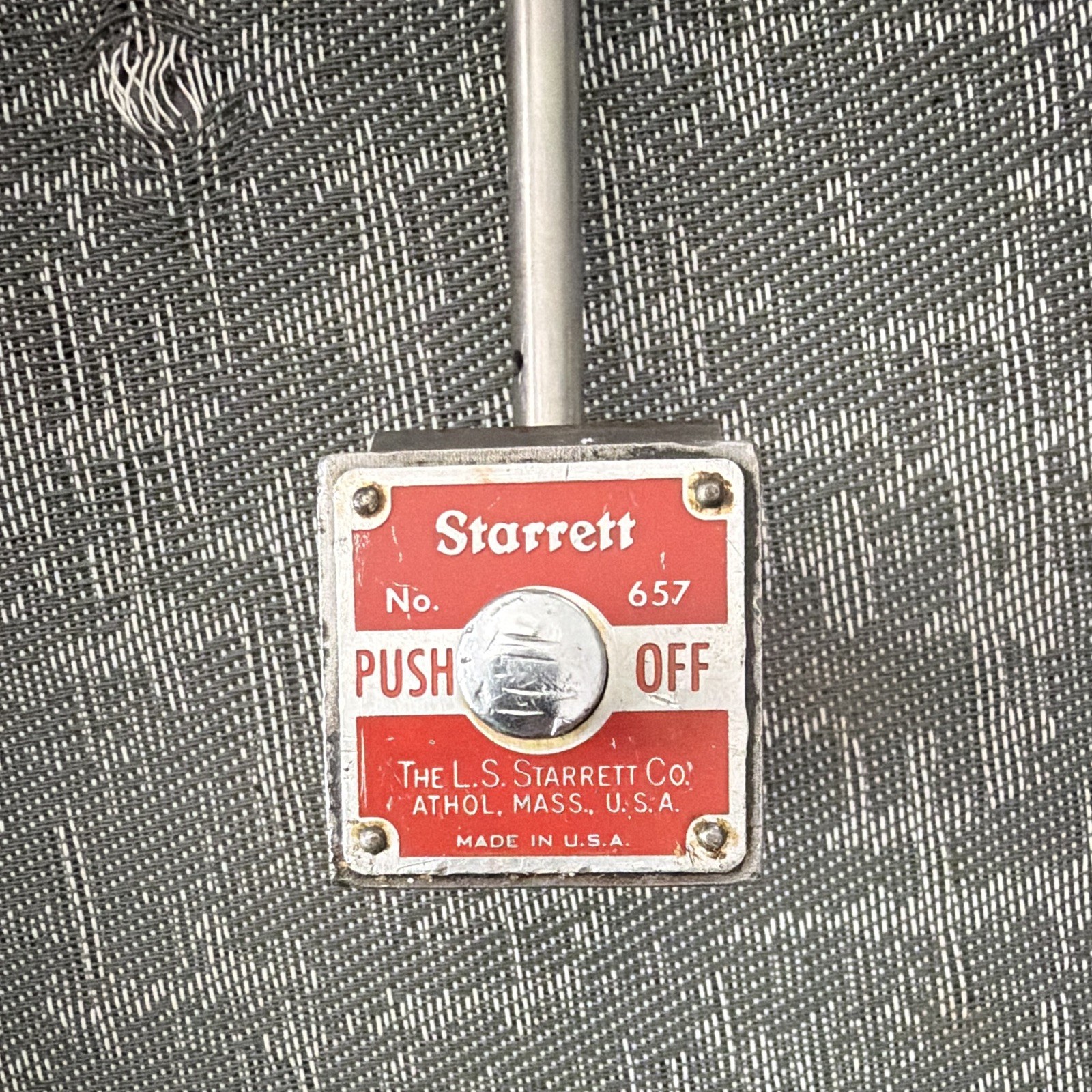 Starrett No. 657 Magnetic Base Indicator Holder Push/Off