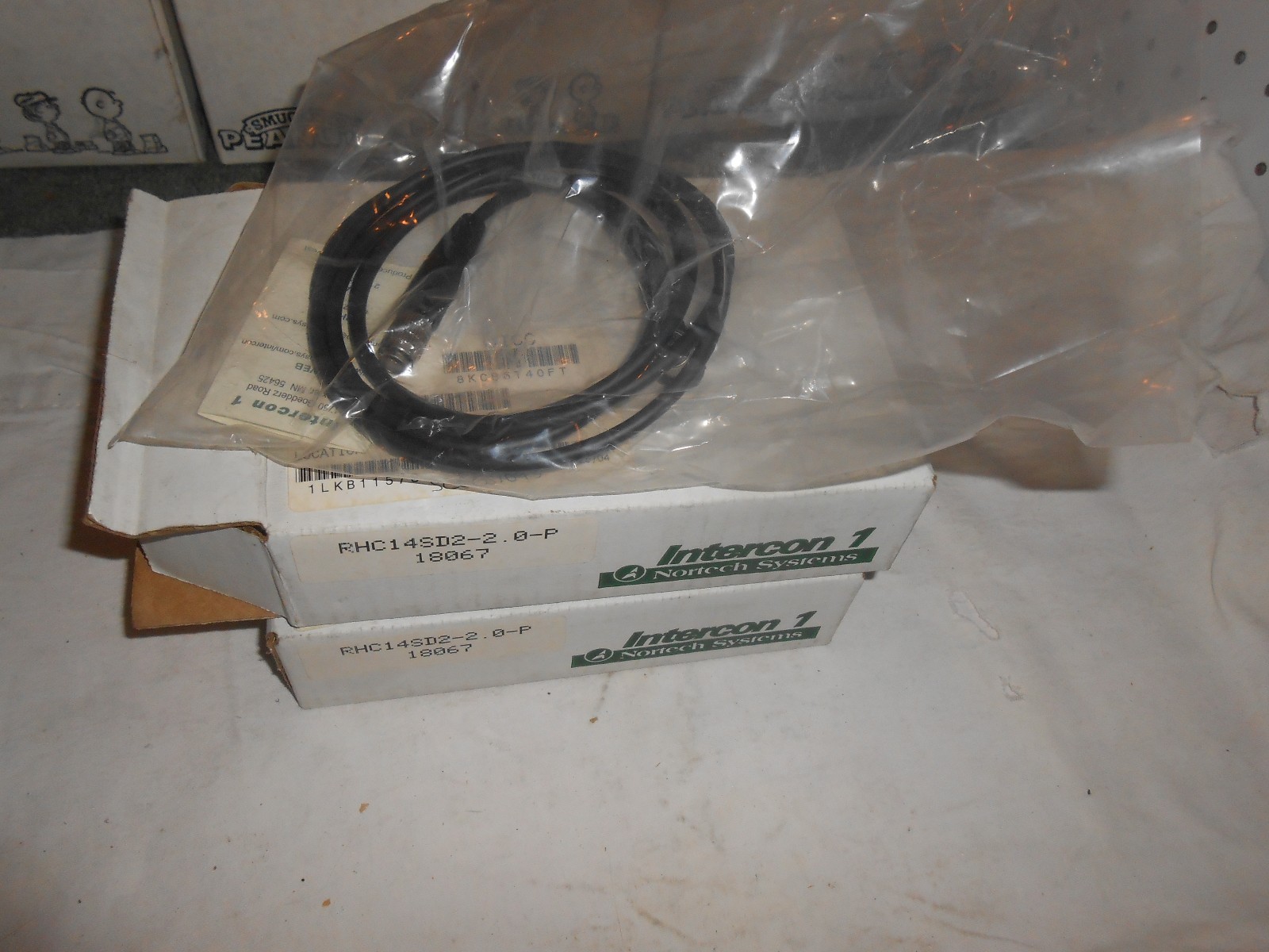 INTERCON 1  RHC14SD2-2.0-P  6 FT NIB RIGHT ANGLE CAMERA CABLE