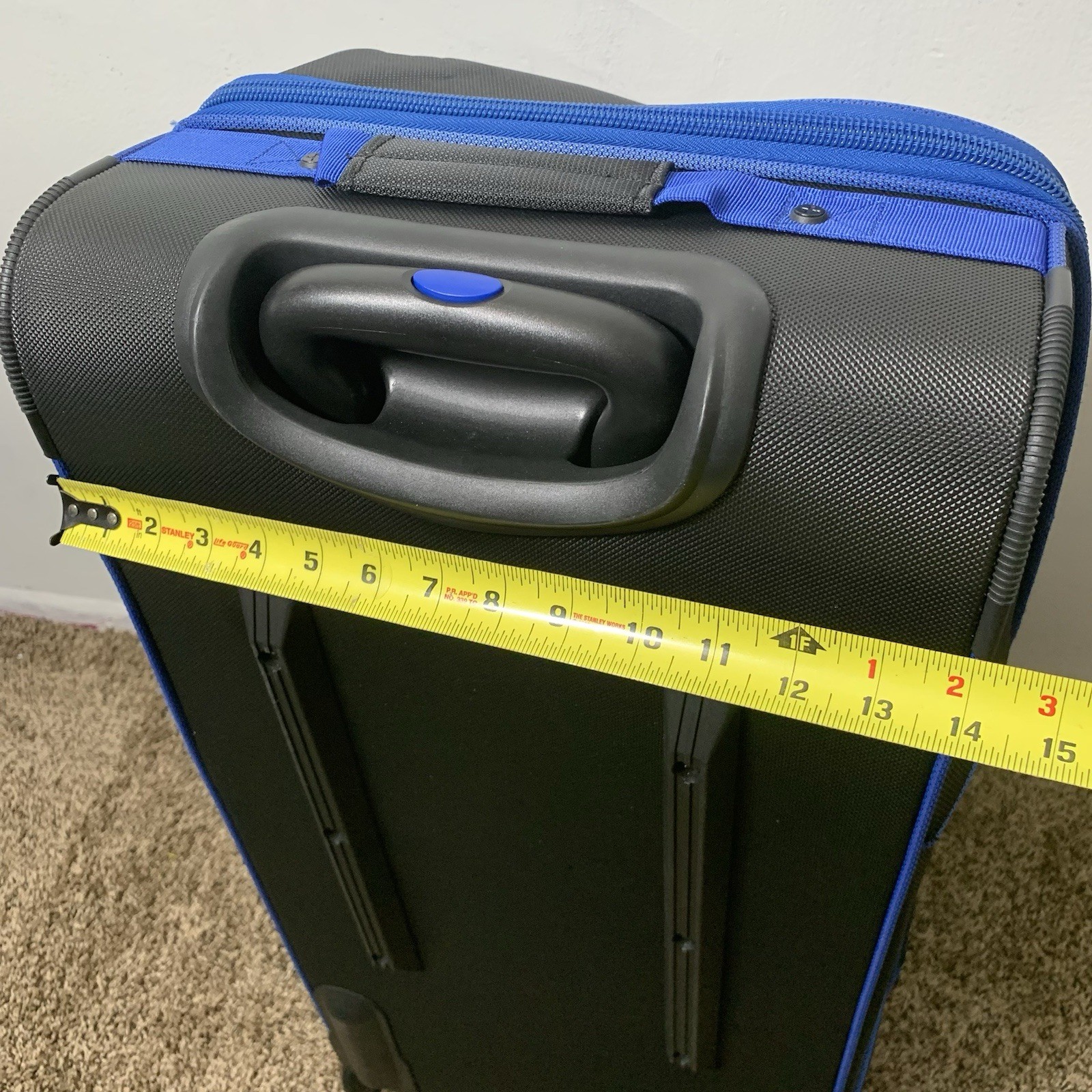 FŪL - Full Split Level Rolling Duffle Luggage Bag with Wheels - Black / Blue