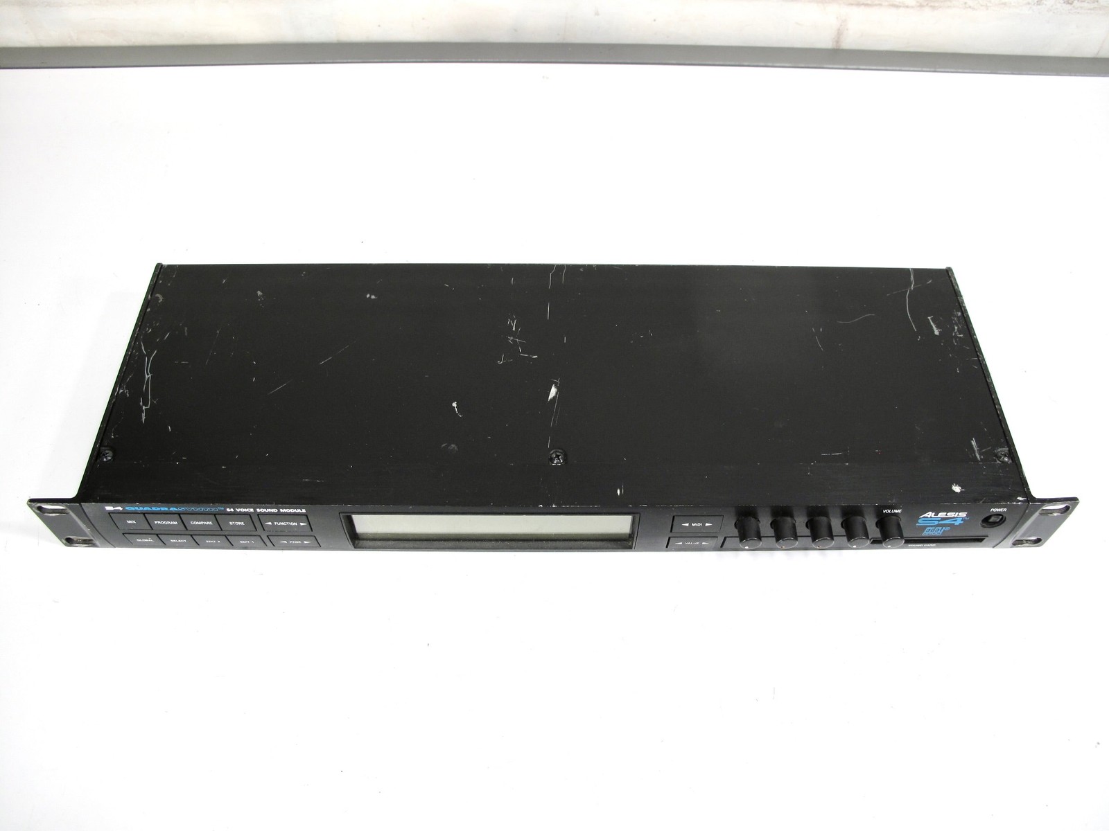 Alesis S4 Quadrasynth 64- Voice Polyphony Rackmount Synthesizer