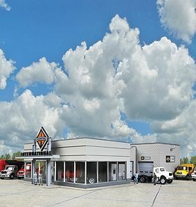 Walthers 933-4025 HO International Truck Dealership Building Kit