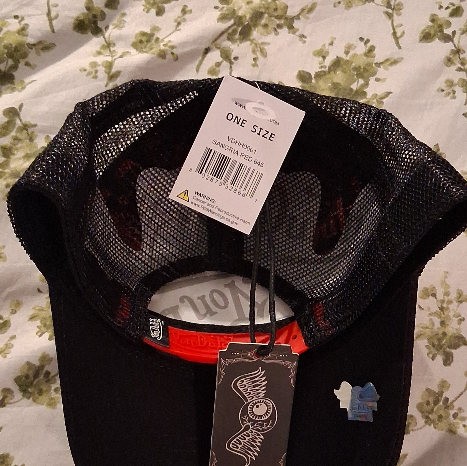 NWT VON DUTCH RED & BLACK TRUCKER HAT