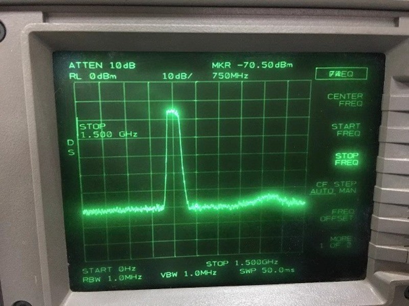 1 ~ 3.5GHz Noise Signal Generator Noise Source Simple Spectrum Tracking Source
