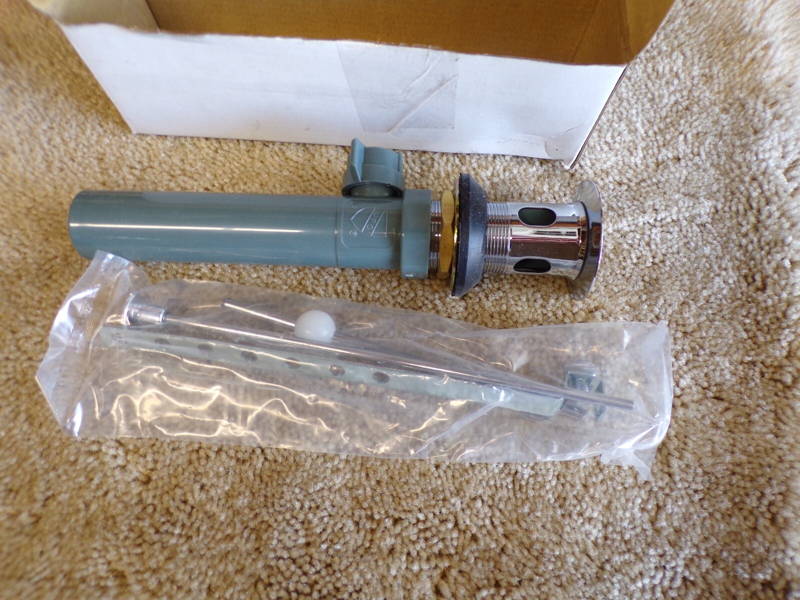 Seasons 50/50 Pop-Up 8-1/2" Length Lavatory Pop-Up Drain  PART# 523620; t10
