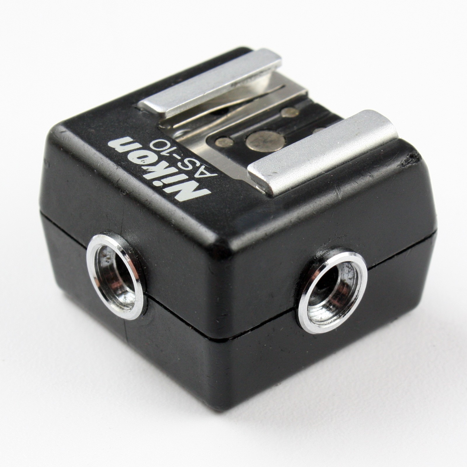 Nikon AS-10 TTL Multi-Flash Adapter