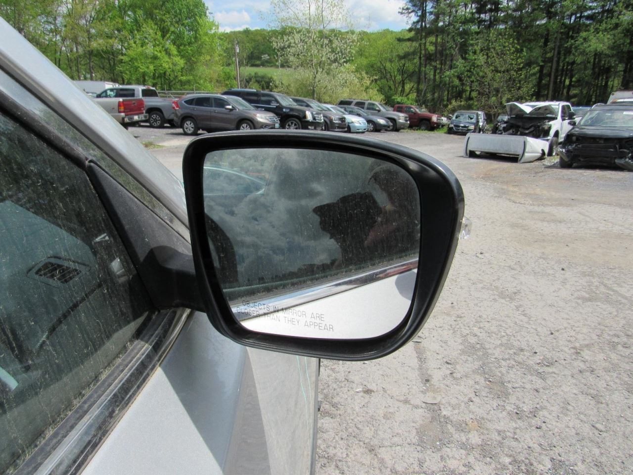 ROGUE 2016 Glove Box 1045674