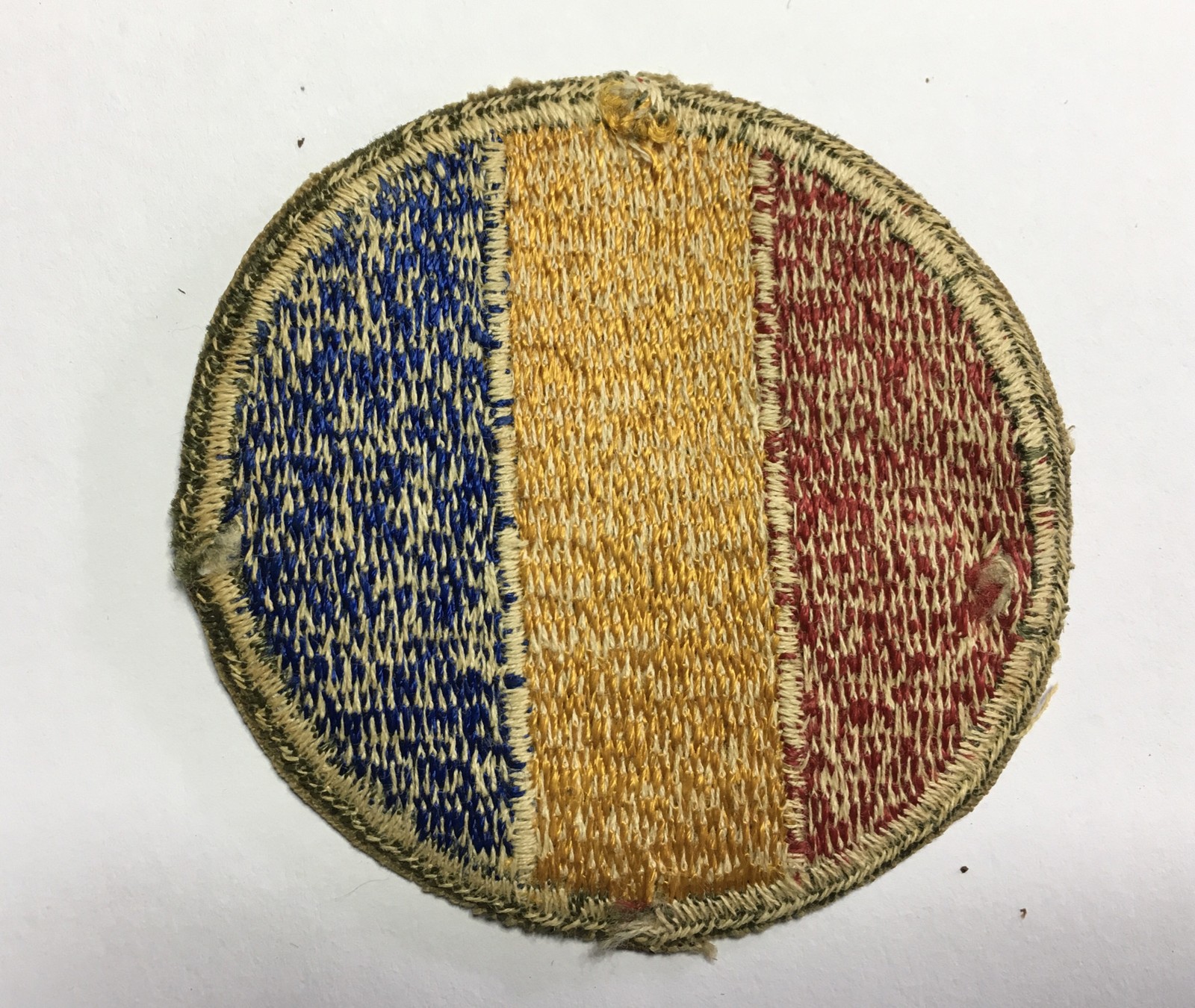 WW II , U.S. ARMY REPLACEMENT SCHOOL, SLEEVE PATCH ,ORIGINAL CUT EDGE NO GLOW,