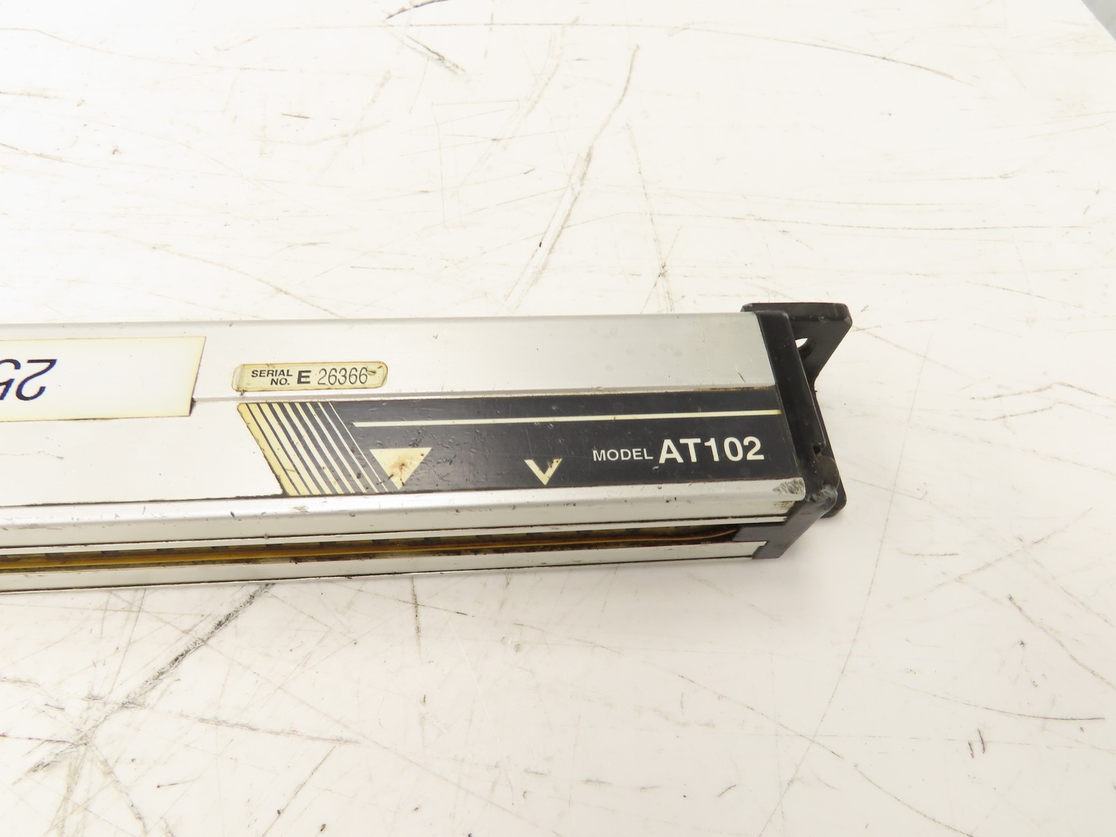 Mitutoyo AT102-600 Absolute Linear Digital Scale Encoder 600mm Travel