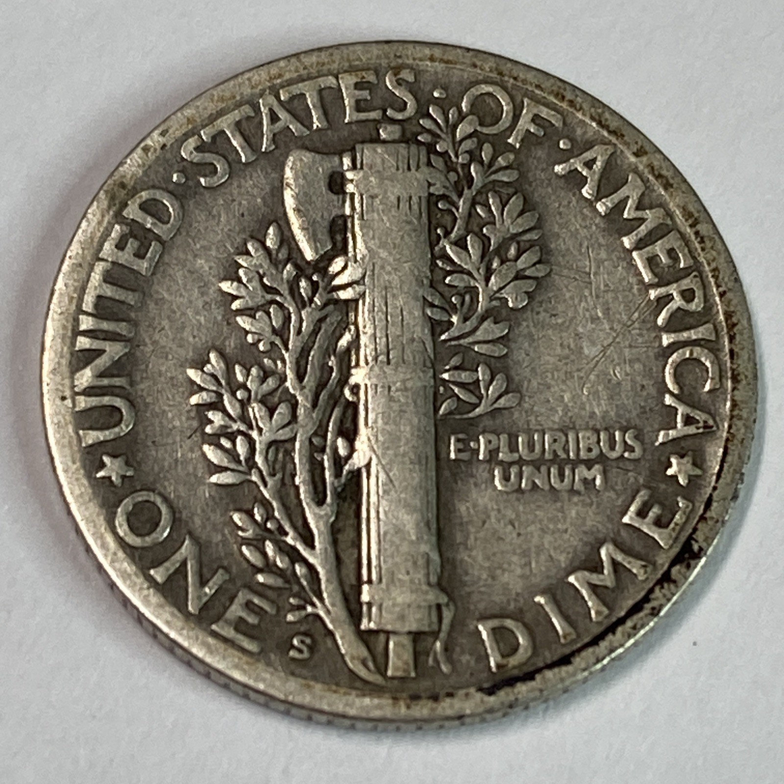 1927 S MERCURY DIME *** 90% SILVER *** Nice Coin