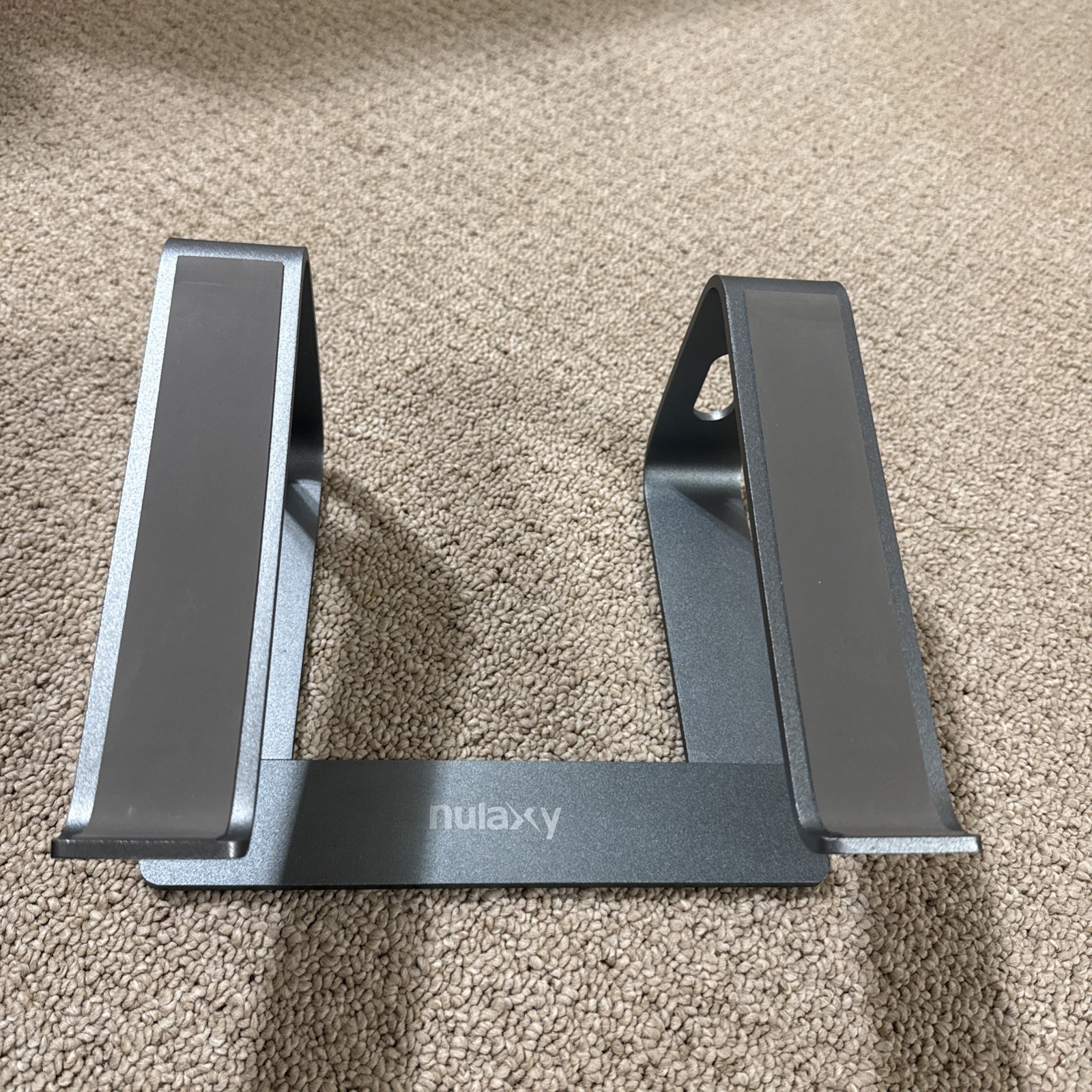 Nulaxy Aluminum Laptop Stand Compatible with 10-16" Laptops