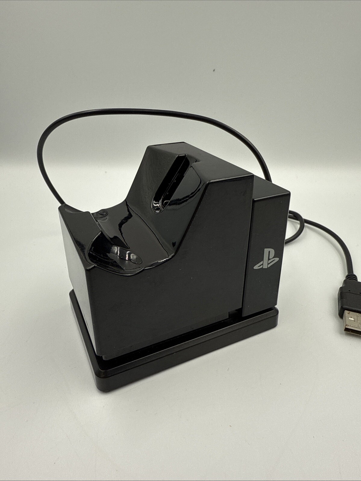 Playstation 4 - USB Charger Controller - Power A - Model 1346333-02