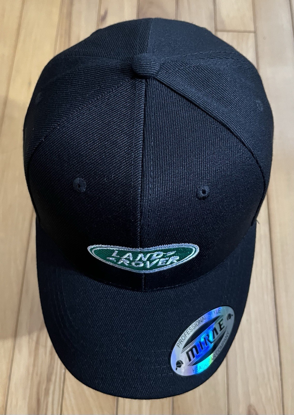 Auto-Car LAND-ROVER Symbol Baseball Cap. *** A hat worth more than its price.