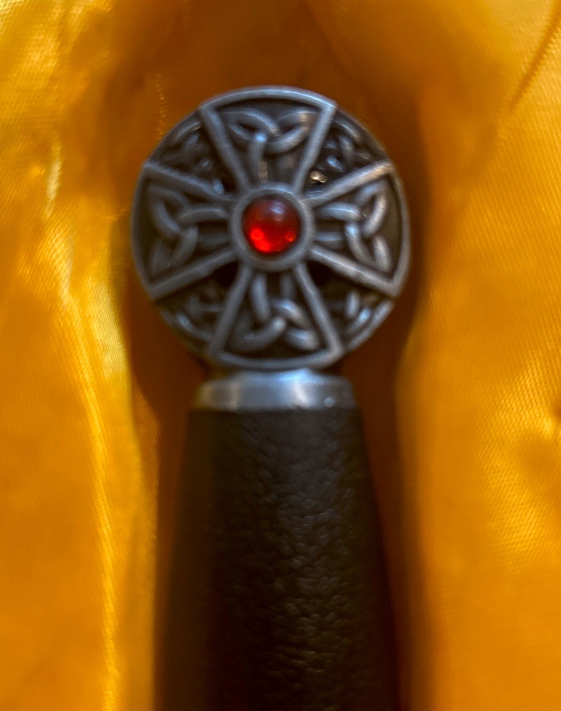 Knotted Celtic Dagger New In Box