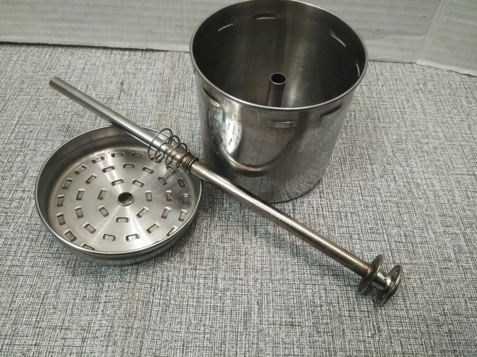 Farberware Superfast Fully Automatic 12 Cup Percolator Model 142B BASKET / STEM