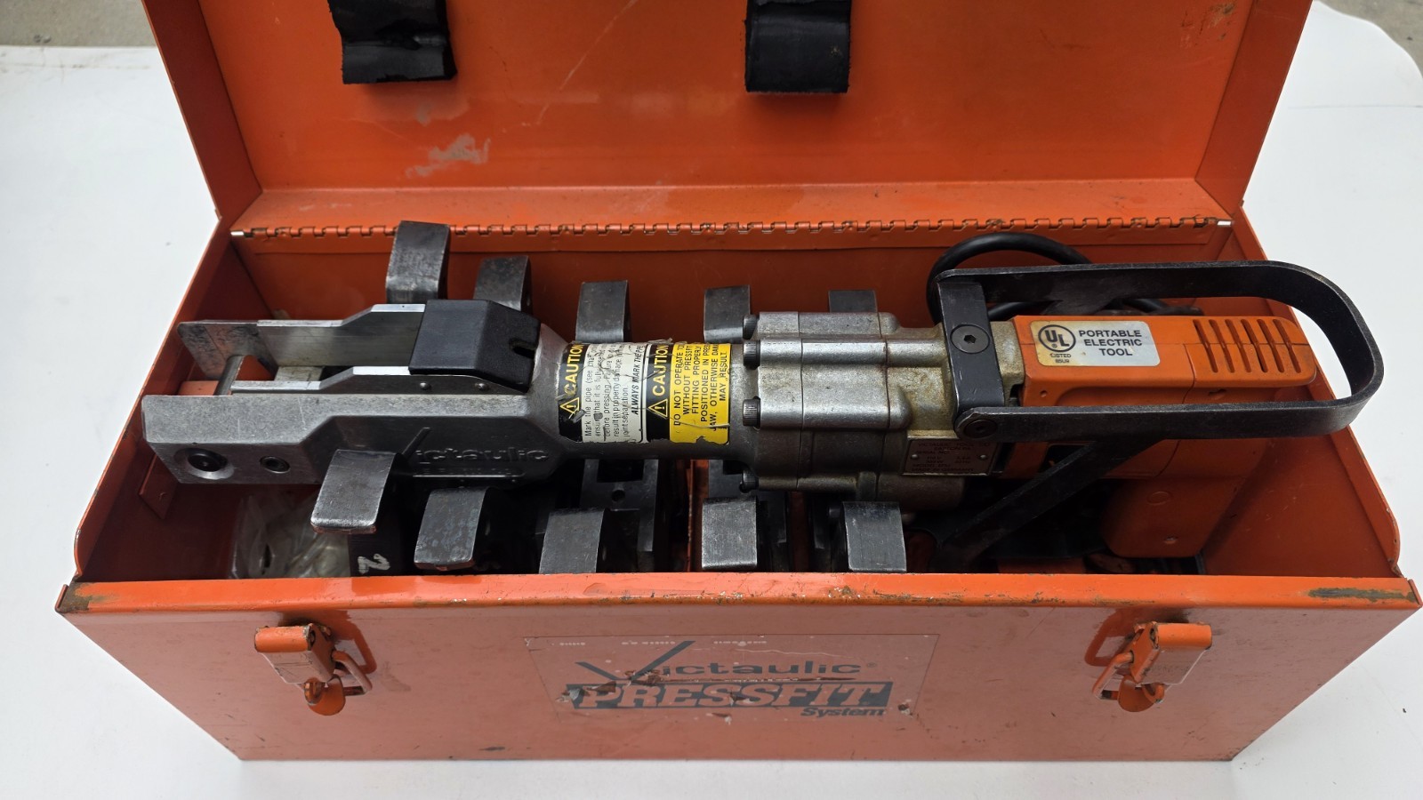 Victaulic EPU PressFit Crimper Tool 3/4 Up 2" 5 Jaws Metal Box Great Condition