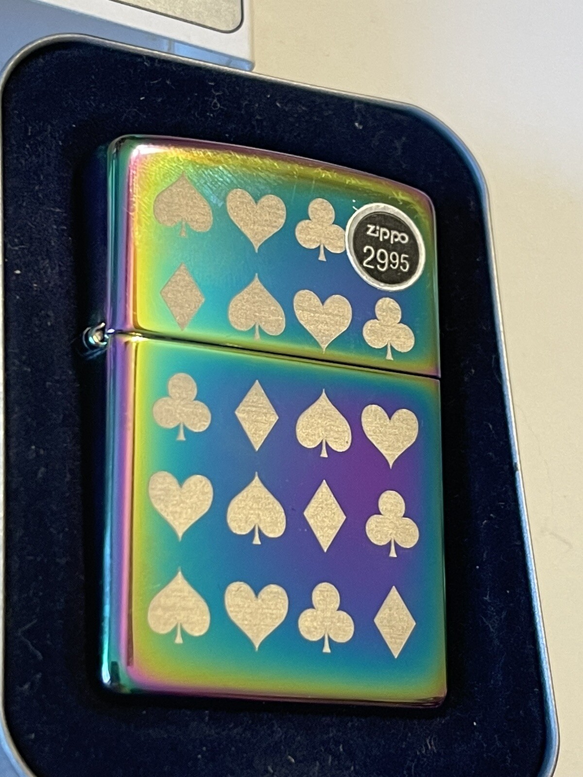 ZIPPO 2004 CARD SUITS SPECTRUM LIGHTER SEALED  IN ORIGINAL BOX B896