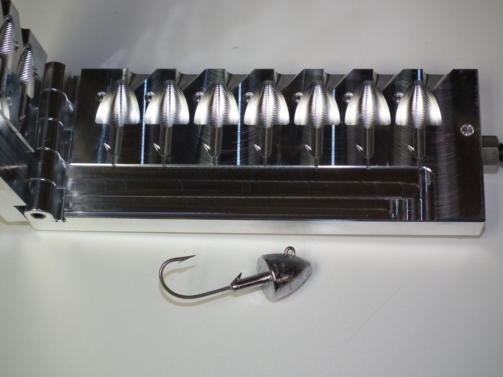 Saltwater Bullet Jig -1 Production mold 2oz 5/0 91715 CNC Aluminum USA 3RD