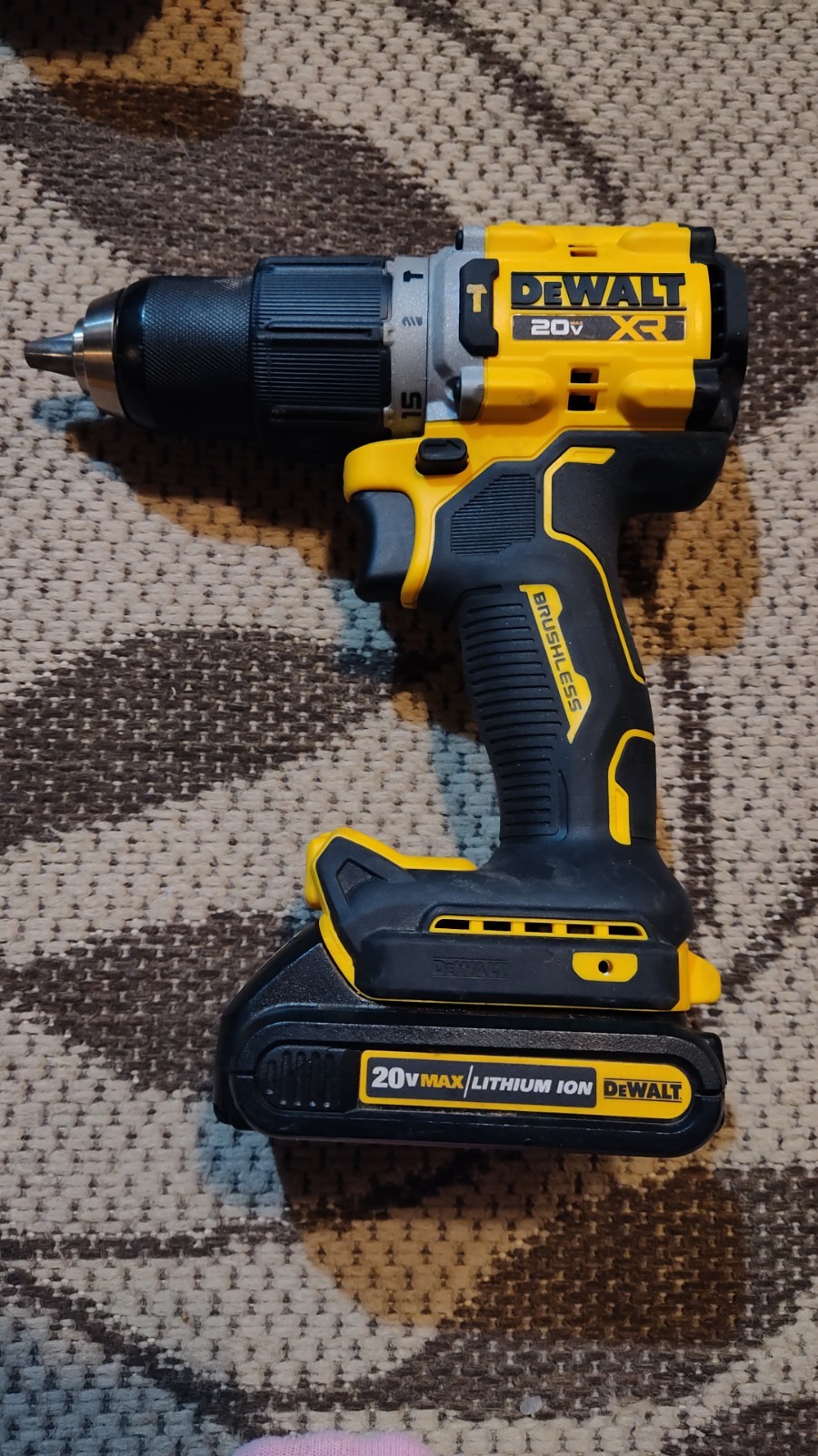 DEWALT 20V XR Brushless Cordless Drill Set with Lithium-Ion Batteries
