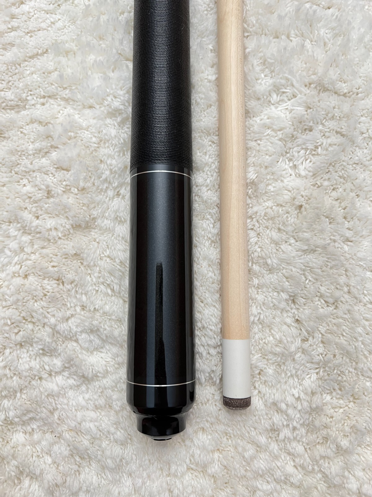 IN STOCK, New McDermott Lucky L16 Pool Cue, FREE Priority Shipping (Black)
