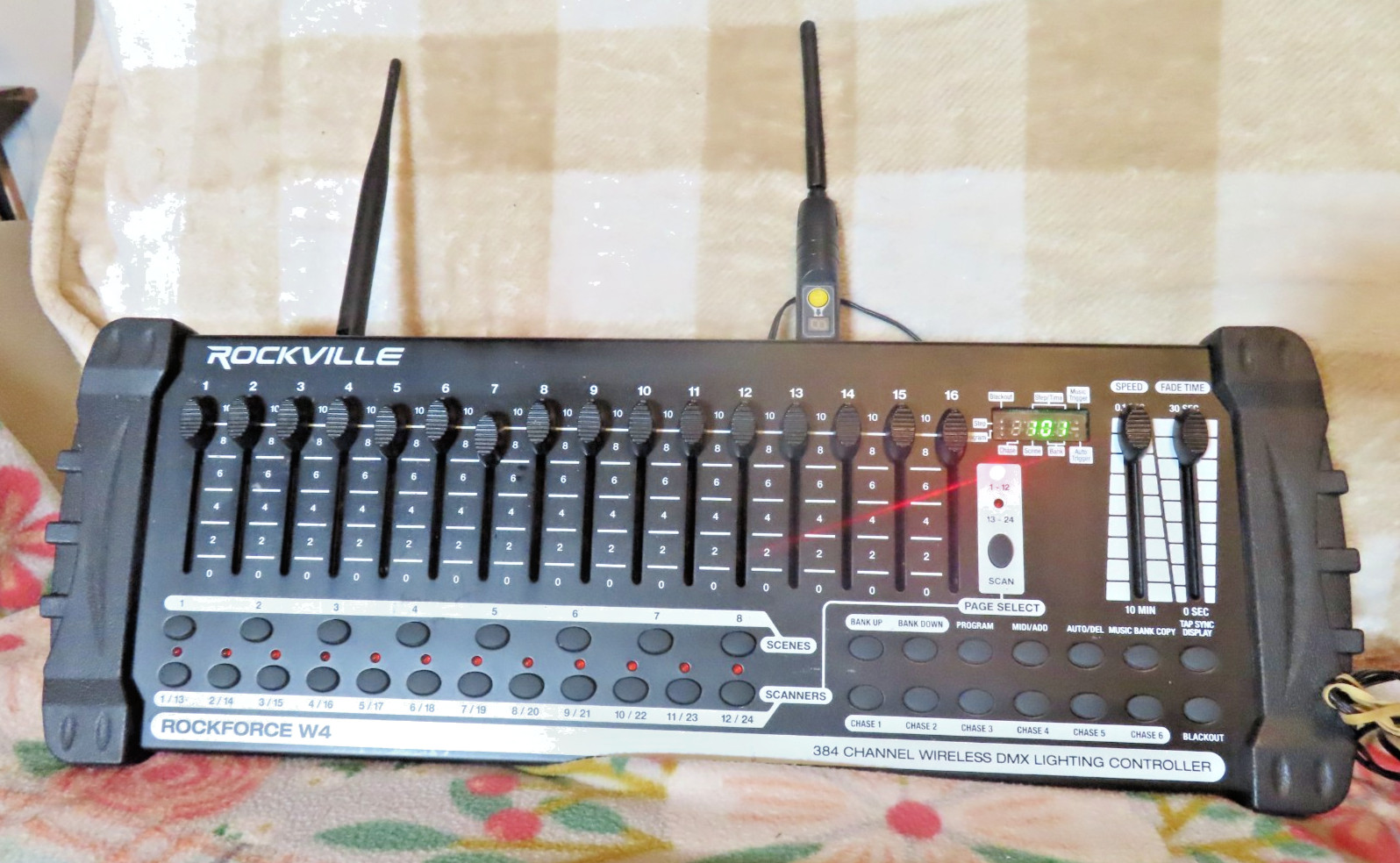 Rockville ROCKFORCE W4 384 Channel Wireless DMX Lighting Controller, READ!!!