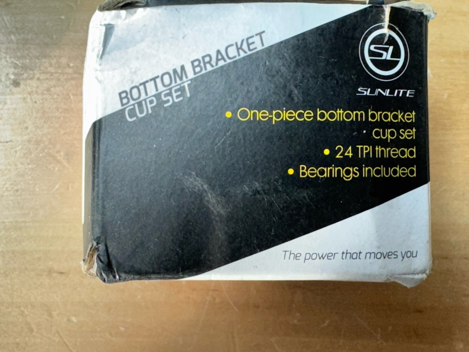 SUNLITE Bottom Bracket Cup Set BB-24TPI-for one piece crank Black 22473