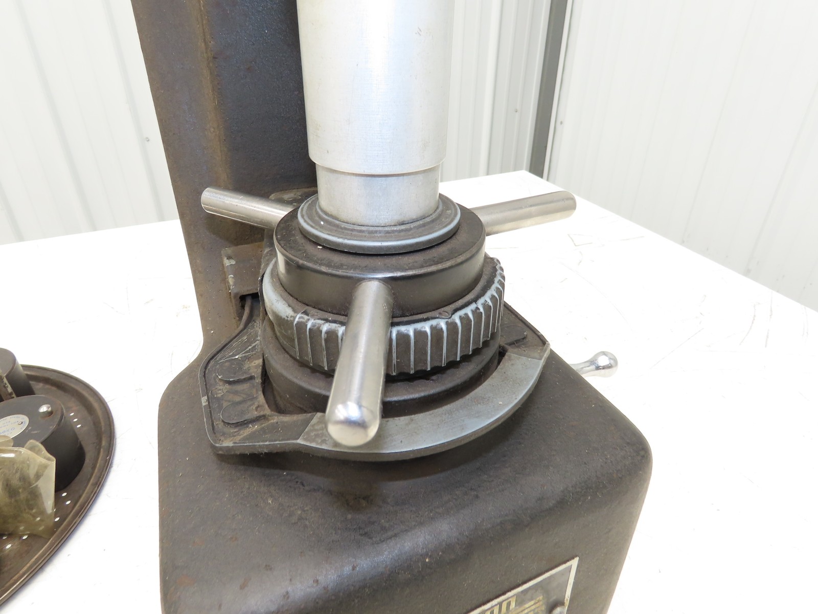 Wilson Rockwell Model 4 JR Hardness Tester Metal Testing Zerominder