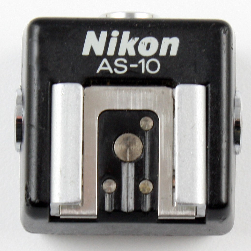Nikon AS-10 TTL Multi-Flash Adapter