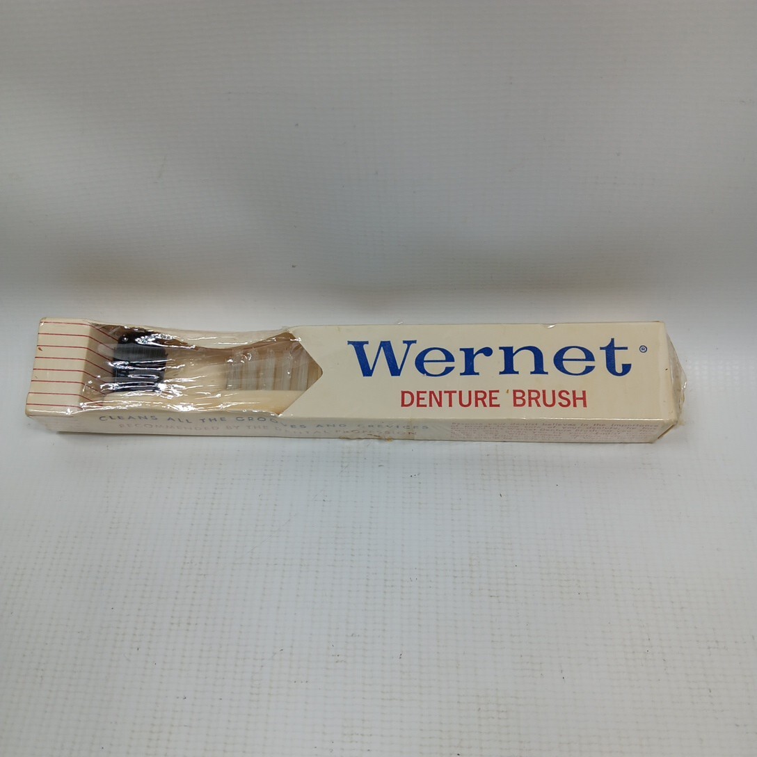 Vintage NOS Wernet Denture Brush Cream New Cleans Grooves & Crevices USA Made