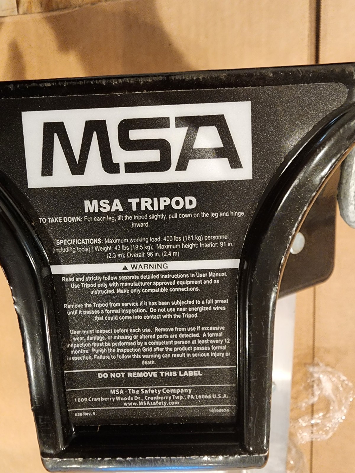 MSA 10102002 Aluminum Workman 8' Tripod