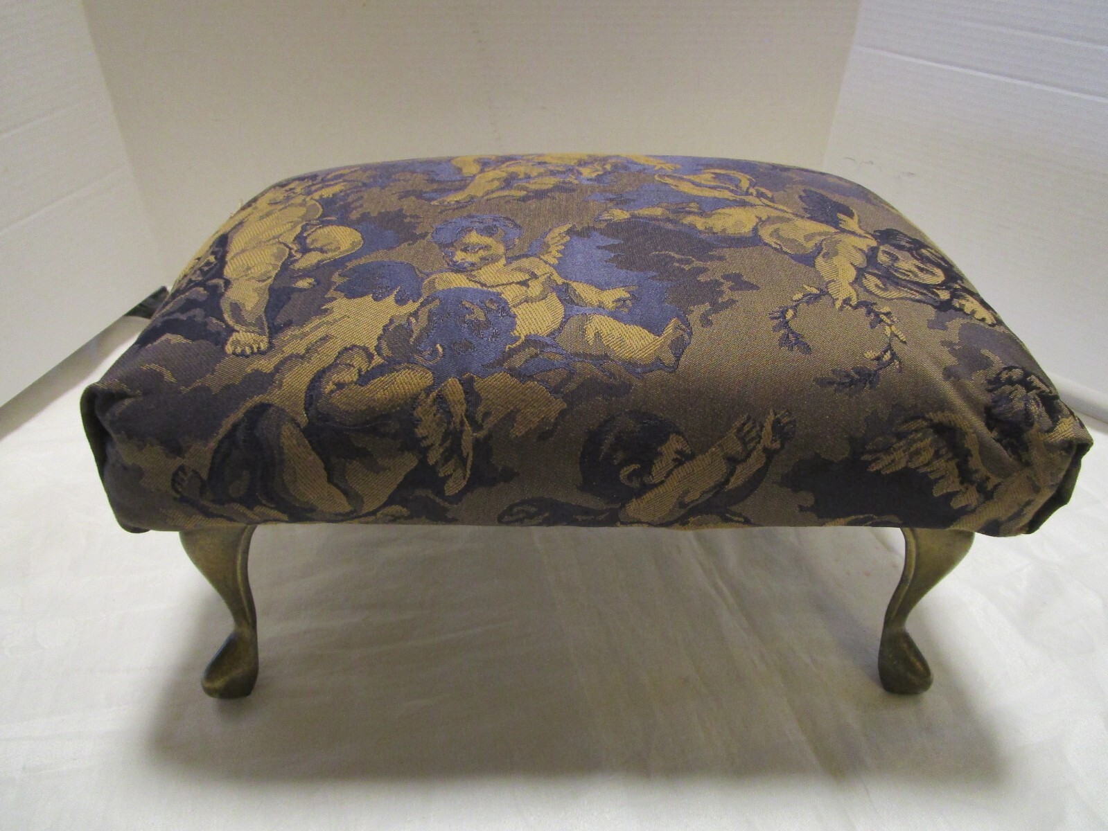 Vintage Footstool Ottoman Cherup upholstery fabric Queen Anne Metal Legs 16" W