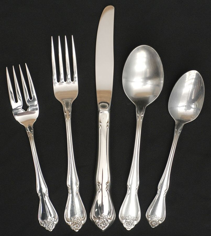 Oneida Silver Arbor Rose-True Rose  5 Piece Place Setting 6035917