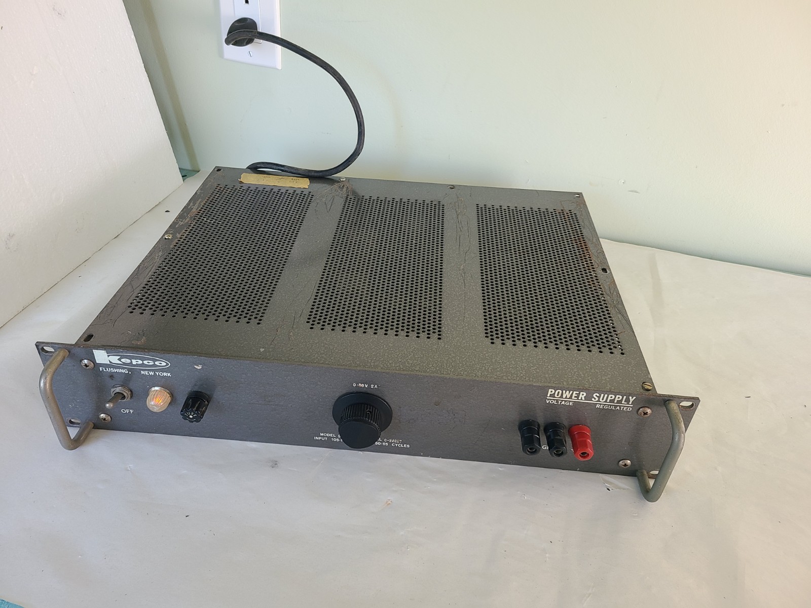 Kepco SC-60-2 Regulated Power Supply DC 0-36V 2A